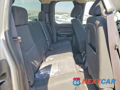 Zdjęcie 10 z 12 samochodu: 2013 CHEVROLET SILVERADO K1500 LT VIN:1GCRKSE74DZ106116 - miniatura