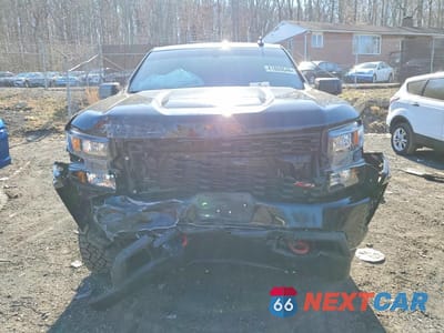 Piąte zdjęcie samochodu w środku: 2019 CHEVROLET SILVERADO K1500 TRAIL BOSS CUSTOM VIN:1GCPYCEF6KZ367120 - miniatura