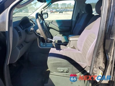 Zdjęcie 7 z 13 samochodu: 2006 NISSAN PATHFINDER S VIN:5N1AR18U86C669837 - miniatura