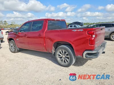 Drugie zdjęcie samochodu z przodu: 2021 CHEVROLET SILVERADO K1500 LT VIN:1GCUYDET1MZ428407 - miniatura