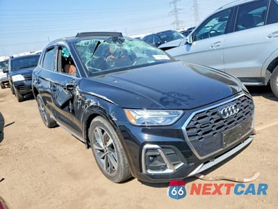 Czwarte zdjęcie samochodu z boku: 2024 AUDI Q5 PREMIUM PLUS 45 VIN:WA1EAAFYXR2048834 - miniatura