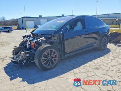 2025 TESLA MODEL X 7SAXCBE69SF467598 - główne zdjęcie licytacji z USA - miniatura