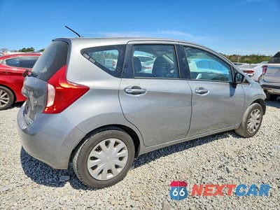 Trzecie zdjęcie samochodu z tyłu: 2015 NISSAN VERSA NOTE SV VIN:3N1CE2CP1FL401834 - miniatura