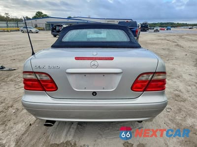 Zdjęcie 6 z 12 samochodu: 2002 MERCEDES-BENZ CLK 320 VIN:WDBLK65G82T114439 - miniatura