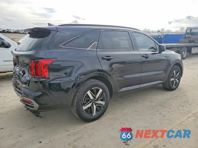 Trzecie zdjęcie samochodu z tyłu: 2022 KIA SORENTO S VIN:5XYRL4LC3NG085297 - miniatura