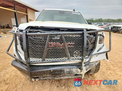 Piąte zdjęcie samochodu w środku: 2024 GMC SIERRA K1500 VIN:1GTUUAED6RZ213650 - miniatura