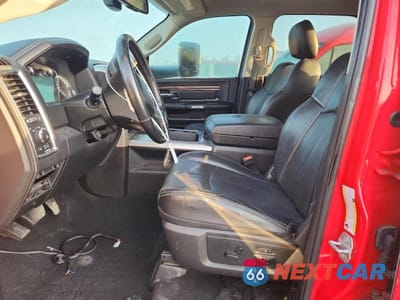 Zdjęcie 7 z 12 samochodu: 2018 RAM 3500 LARAMIE VIN:3C63RRJL5JG214793 - miniatura