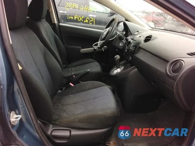 Zdjęcie 7 z 13 samochodu: 2014 MAZDA MAZDA2 SPORT VIN:JM1DE1KZ4E0179347 - miniatura