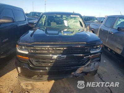 Piąte zdjęcie samochodu w środku: 2018 CHEVROLET SILVERADO K1500 LT VIN:2GCVKREC4J1102303 - miniatura