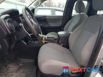 Zdjęcie 7 z 11 samochodu: 2018 TOYOTA TACOMA SR VIN:5TFRX5GN8JX127461 - miniatura