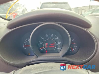 Zdjęcie 9 z 13 samochodu: 2017 KIA SOUL BASE VIN:KNDJN2A29H7462609 - miniatura