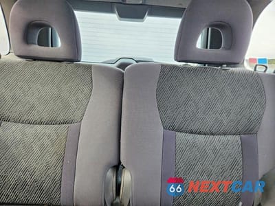 Zdjęcie 10 z 12 samochodu: 2002 TOYOTA RAV4 BASE VIN:JTEHH20V526042324 - miniatura