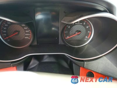 Zdjęcie 9 z 12 samochodu: 2016 MERCEDES-BENZ AMG GT S VIN:WDDYJ7JA8GA007241 - miniatura