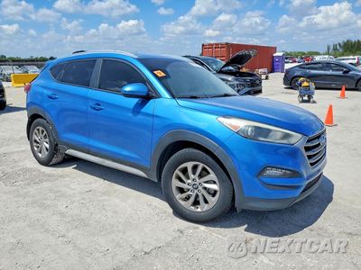 Czwarte zdjęcie samochodu z boku: 2018 HYUNDAI TUCSON SE POP, SE PLUS, ECO, SPORT, VALUE, ULTIMATE BASE VIN:KM8J33A46JU621523 - miniatura