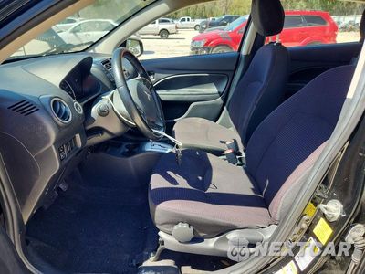 Zdjęcie 7 z 12 samochodu: 2014 MITSUBISHI MIRAGE ES VIN:ML32A4HJ6EH005158 - miniatura