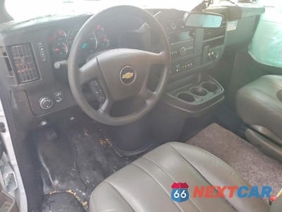 Zdjęcie 8 z 12 samochodu: 2024 CHEVROLET EXPRESS UTILITY / SERVICE TRUCK VIN:1GB0GRFP3R1177884 - miniatura