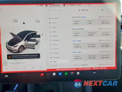 Zdjęcie 9 z 12 samochodu: 2023 TESLA MODEL Y VIN:7SAYGAEE8PF610994 - miniatura