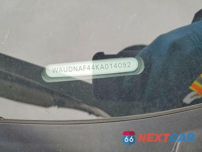 Zdjęcie 12 z 12 samochodu: 2019 AUDI A4 PREMIUM VIN:WAUDNAF44KA014092 - miniatura
