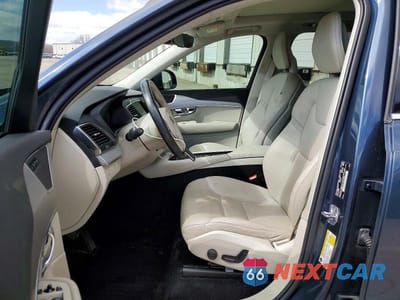 Zdjęcie 7 z 13 samochodu: 2022 VOLVO XC90 T5 MOMENTUM VIN:YV4102PK9N1777914 - miniatura