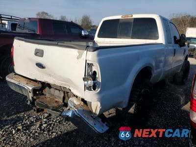 Trzecie zdjęcie samochodu z tyłu: 2010 FORD F250 SUPER DUTY VIN:1FTSX2BR4AEA27864 - miniatura