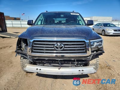 Piąte zdjęcie samochodu w środku: 2021 TOYOTA SEQUOIA SR5 VIN:5TDAY5B15MS183821 - miniatura