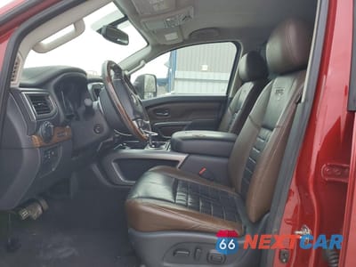 Zdjęcie 7 z 12 samochodu: 2017 NISSAN TITAN XD PLATINUM RESERVE VIN:1N6BA1F4XHN570718 - miniatura