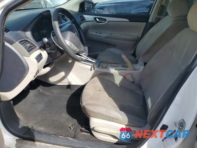 Zdjęcie 7 z 11 samochodu: 2015 NISSAN SENTRA S VIN:3N1AB7AP6FY260407 - miniatura