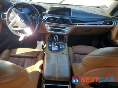 Zdjęcie 8 z 12 samochodu: 2016 BMW 750 XI VIN:WBA7B0C54GG526890 - miniatura