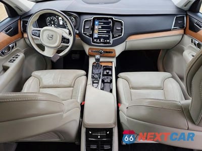 Zdjęcie 8 z 12 samochodu: 2019 VOLVO XC90 T6 INSCRIPTION VIN:YV4A22PL4K1494822 - miniatura
