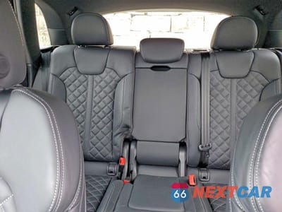 Zdjęcie 10 z 12 samochodu: 2025 AUDI SQ5 PREMIUM PLUS VIN:WA1B4AFY9S2028378 - miniatura