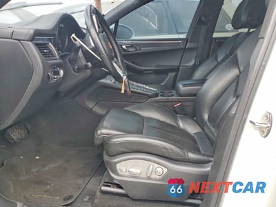 Zdjęcie 7 z 13 samochodu: 2017 PORSCHE MACAN GTS VIN:WP1AG2A52HLB55714 - miniatura