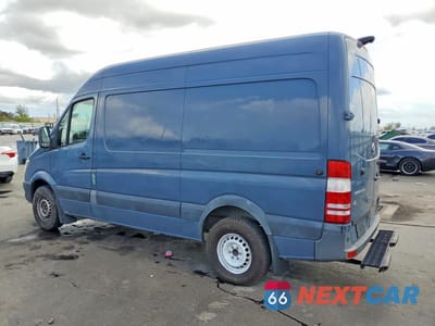 Drugie zdjęcie samochodu z przodu: 2018 MERCEDES BENZ SPRINTER 2500 DELIVERY VAN VIN:WD3PE7CD5JP647813 - miniatura
