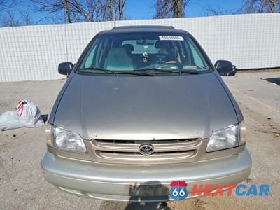 Piąte zdjęcie samochodu w środku: 2000 TOYOTA SIENNA XLE VIN:4T3ZF13C1YU180419 - miniatura