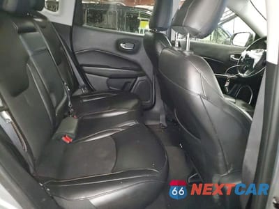 Zdjęcie 11 z 12 samochodu: 2019 JEEP COMPASS LATITUDE VIN:3C4NJDBB4KT593215 - miniatura