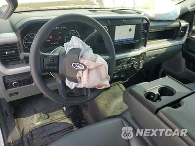 Zdjęcie 8 z 12 samochodu: 2025 FORD F250 SUPER DUTY UTILITY / SERVICE TRUCK VIN:1FTBF2AA0SEC02627 - miniatura