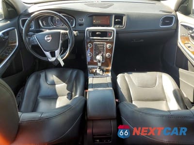 Zdjęcie 8 z 13 samochodu: 2015 VOLVO S60 PLATINUM VIN:YV1612TM0F1343664 - miniatura