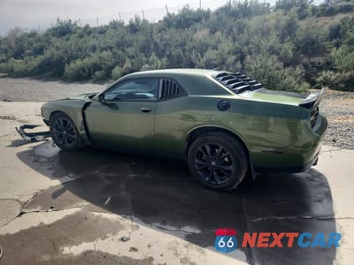 Drugie zdjęcie samochodu z przodu: 2020 DODGE CHALLENGER SXT VIN:2C3CDZGG5LH254395 - miniatura