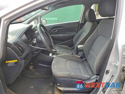 Zdjęcie 7 z 13 samochodu: 2013 KIA RIO EX VIN:KNADN4A32D6273363 - miniatura