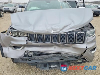 Zdjęcie 12 z 13 samochodu: 2017 JEEP GRAND CHEROKEE LIMITED VIN:1C4RJEBG5HC930062 - miniatura