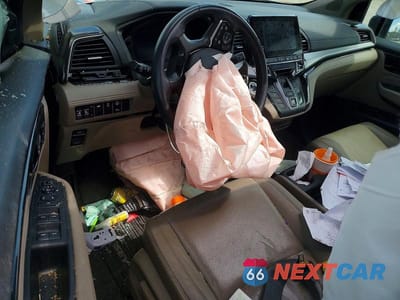 Zdjęcie 8 z 13 samochodu: 2021 HONDA ODYSSEY TOURING VIN:5FNRL6H89MB027006 - miniatura
