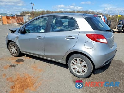 Drugie zdjęcie samochodu z przodu: 2012 MAZDA MAZDA2 VIN:JM1DE1KY8C0144671 - miniatura