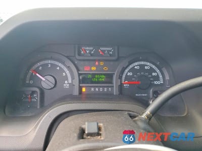 Zdjęcie 9 z 13 samochodu: 2009 FORD E250 UTILITY / SERVICE VAN VIN:1FTNE24W59DA88924 - miniatura