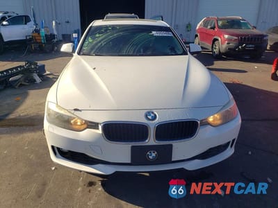 Piąte zdjęcie samochodu w środku: 2014 BMW 328 XI SULEV VIN:WBA3B5C53EF599926 - miniatura