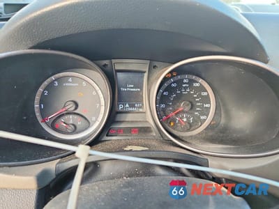 Zdjęcie 9 z 12 samochodu: 2013 HYUNDAI SANTA FE SPORT 2.4L VIN:5XYZT3LB5DG045013 - miniatura