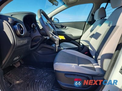 Zdjęcie 7 z 13 samochodu: 2023 HYUNDAI KONA SE VIN:KM8K22AB5PU041639 - miniatura