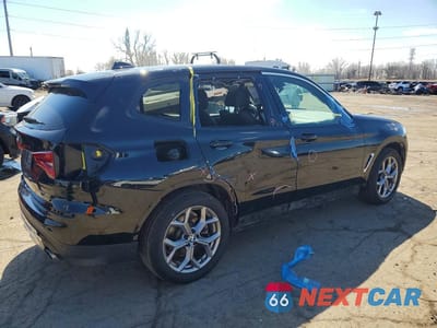 Trzecie zdjęcie samochodu z tyłu: 2021 BMW X3 XDRIVE30I VIN:5UXTY5C06M9F66777 - miniatura