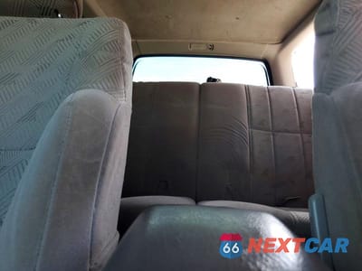 Zdjęcie 10 z 12 samochodu: 2001 TOYOTA 4RUNNER SR5 VIN:JT3HN86R610351235 - miniatura