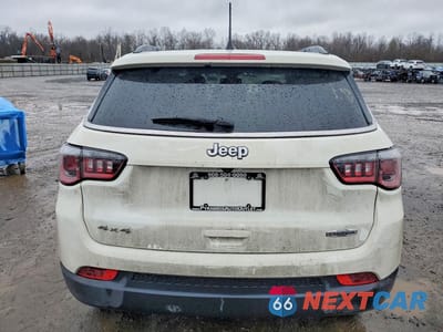 Zdjęcie 6 z 13 samochodu: 2018 JEEP COMPASS LATITUDE VIN:3C4NJDBB4JT479553 - miniatura