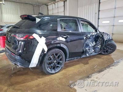 Trzecie zdjęcie samochodu z tyłu: 2023 HONDA HR-V SPORT VIN:3CZRZ2H52PM706042 - miniatura