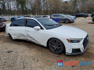 Czwarte zdjęcie samochodu z boku: 2020 AUDI A8 L VIN:WAU8EAF80LN004366 - miniatura